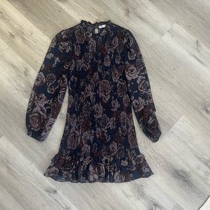 Long sleeve shirred dress